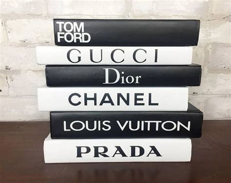 deco boeken chanel|Chanel books.